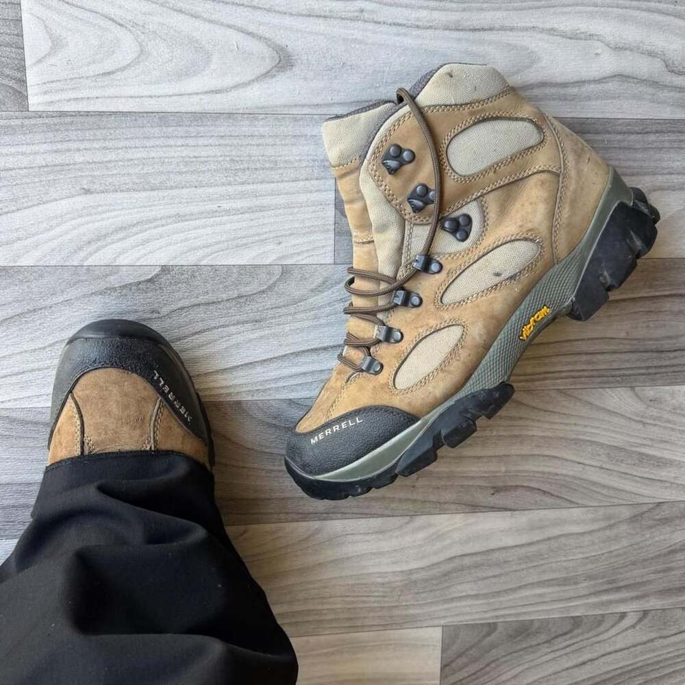 Merrell Sawtooth Walnut Hiking Boots